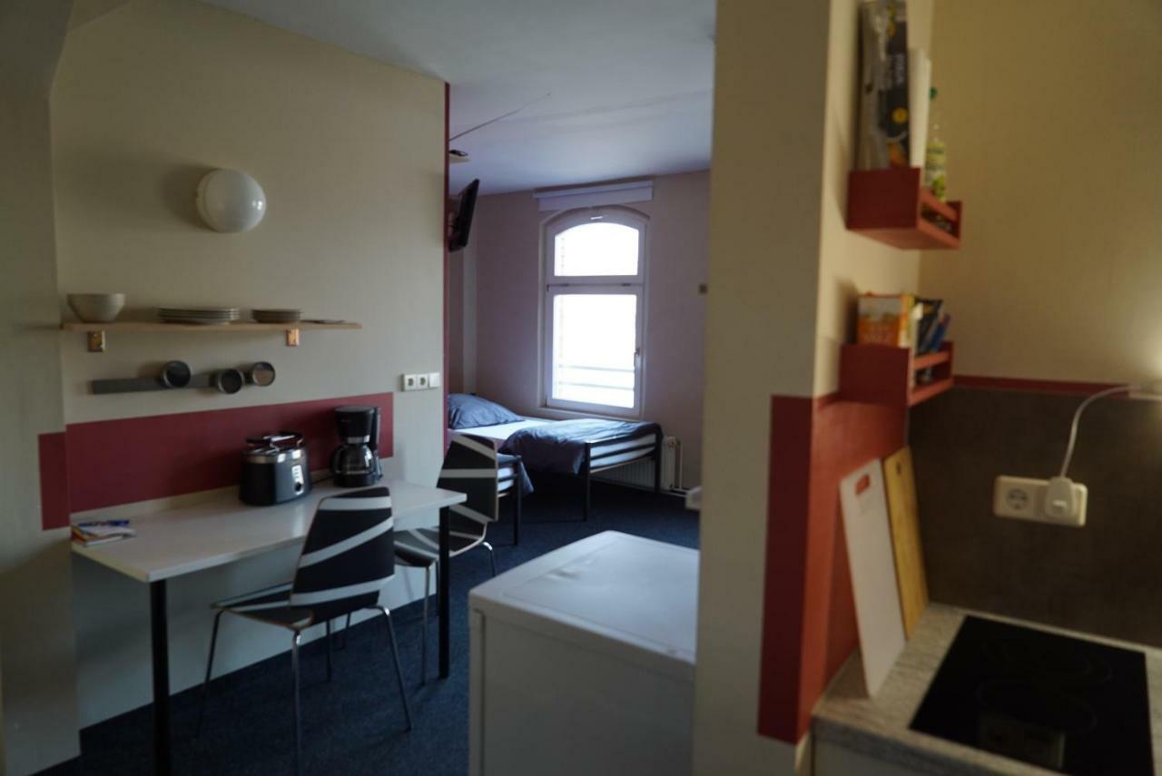 Klassmo Kulturcafe&Gaestehaus Mit Kulturwerkstatt Luckenwalde Zewnętrze zdjęcie